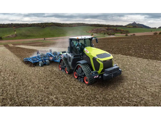 Claas  Xerion 12.650